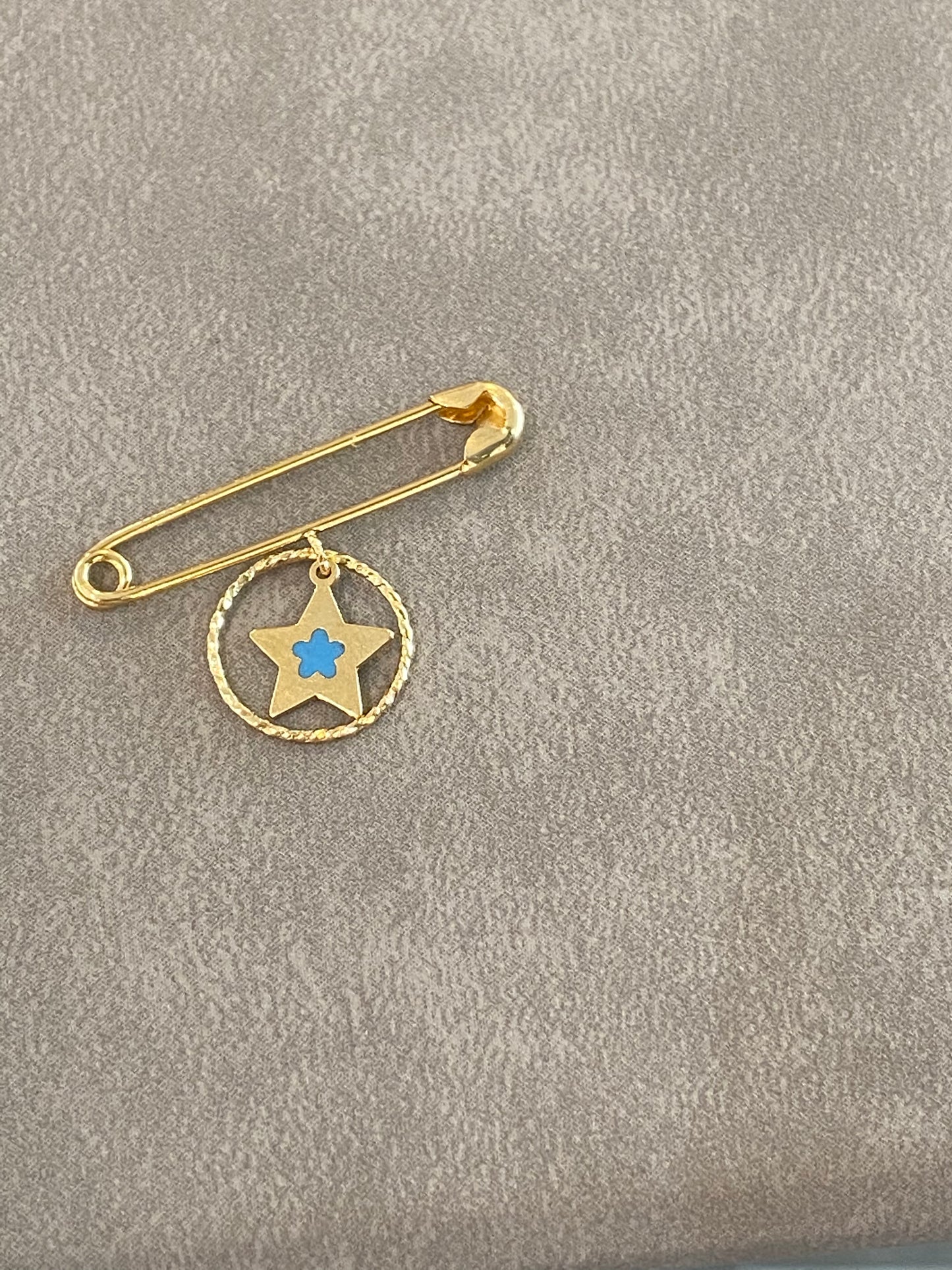 Gold Pins Lebanon - Authentic Gold Jewelry in Lebanon