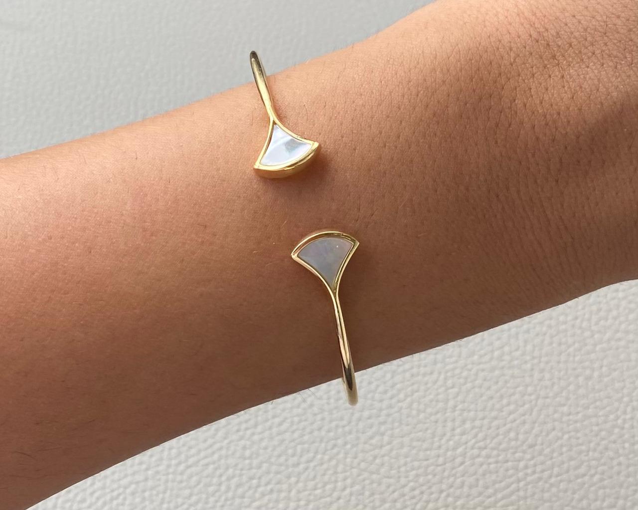 Gold Bangles - Pure Gold Jewelry in Lebanon