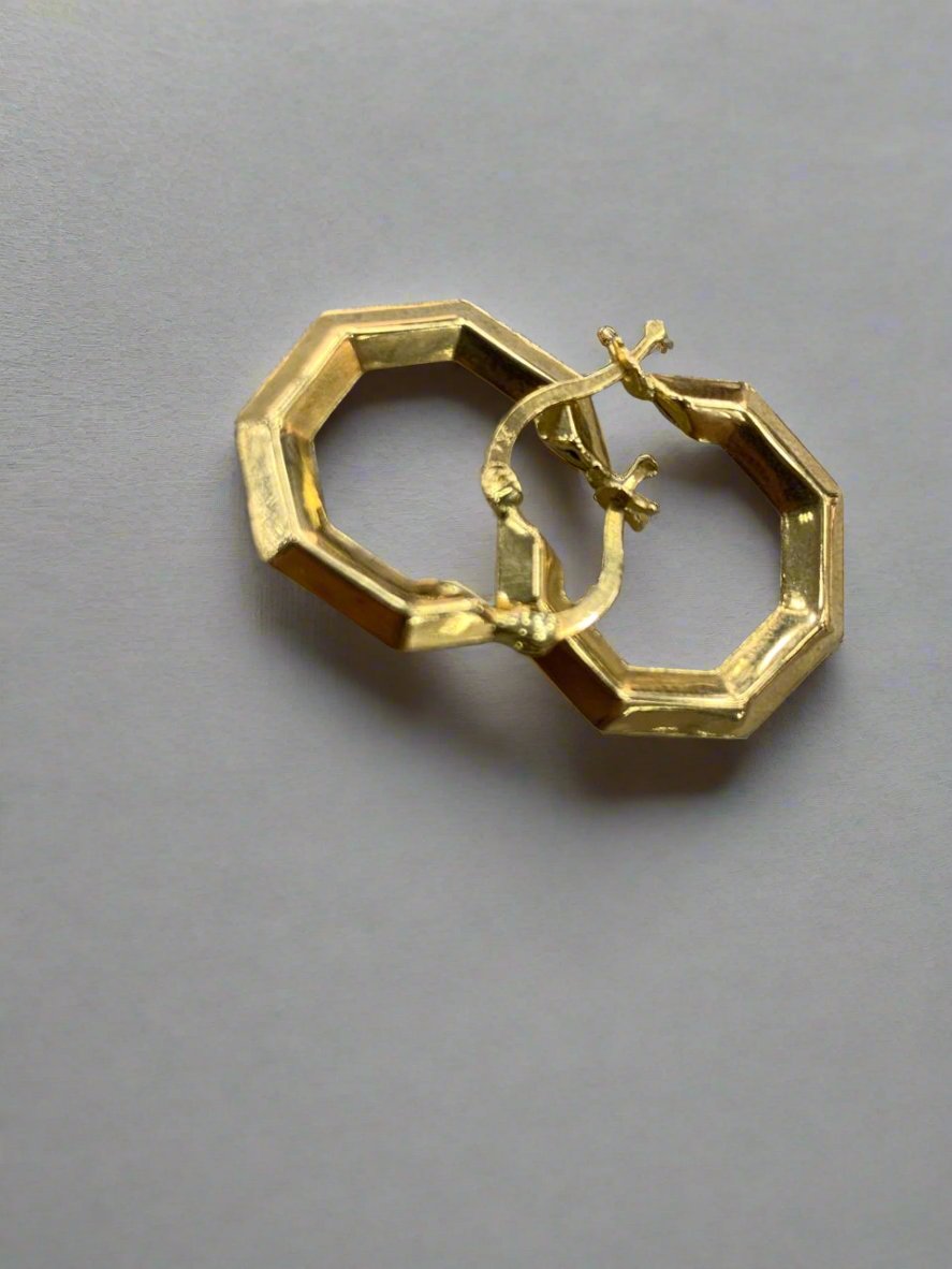 HOOPS EARRINGS - Gold valentine gifts For Women In Lebanon - gold shops in Metn