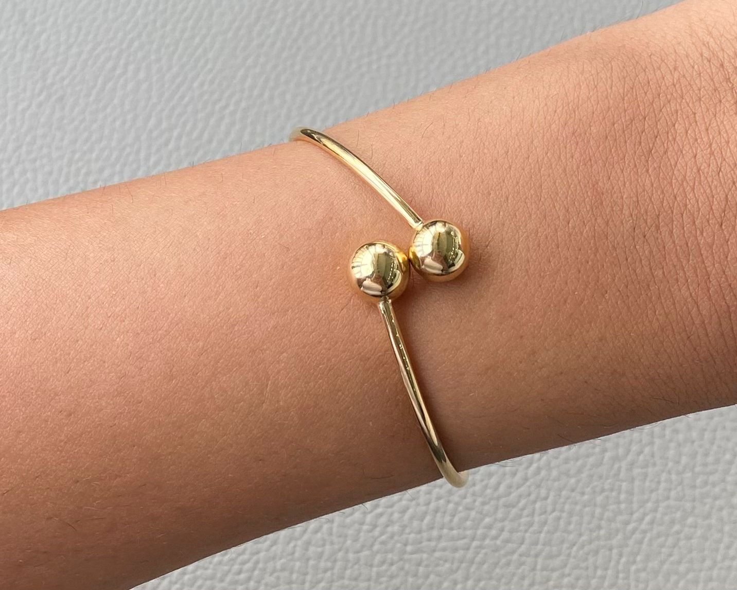 Gold Bangles - Pure Gold Jewelry in Lebanon