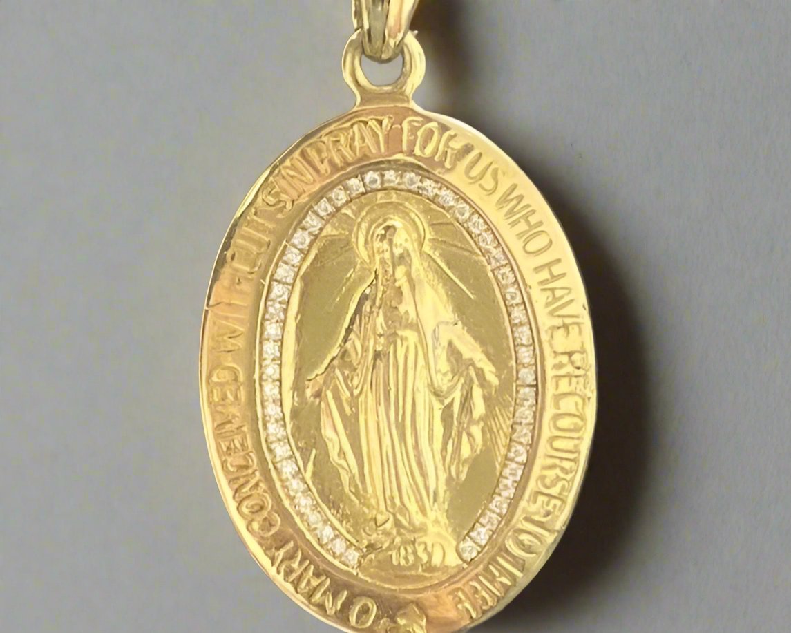 Religious Gold Pendant In Lebanon - Gold Gifts In Lebanon