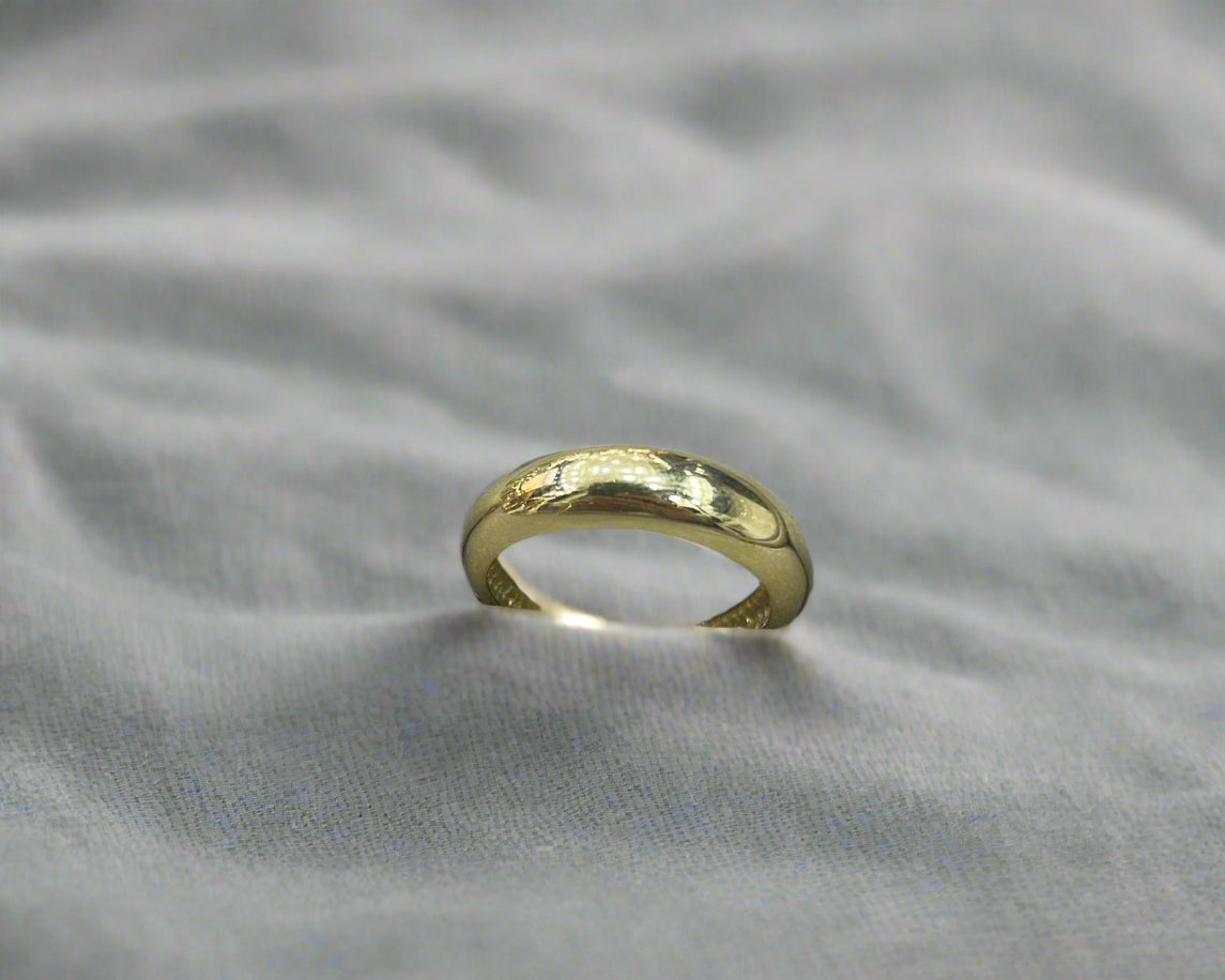 Women Gold Rings | 50% off diamonds Saleh Jewelry, 18k gold Zouk branch Saleh Jewelry, bridal gold summer 2025 Lebanon