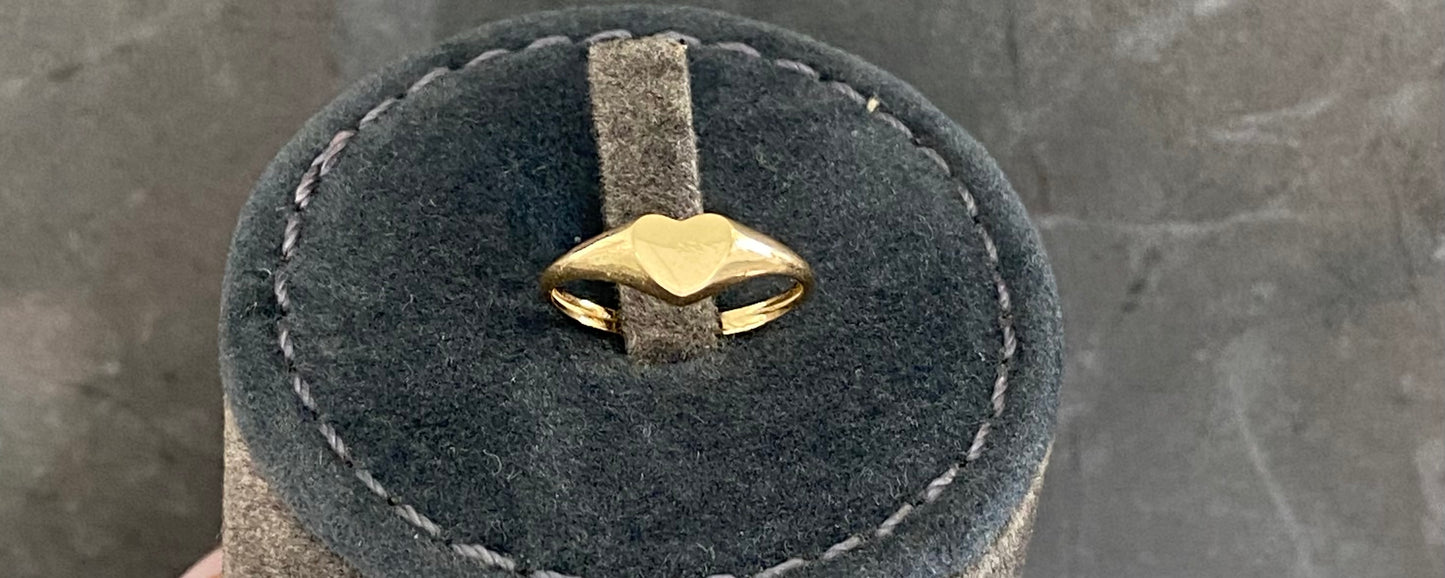 Gold Pinky Ring Lebanon - 18kt gold Valentine gifts