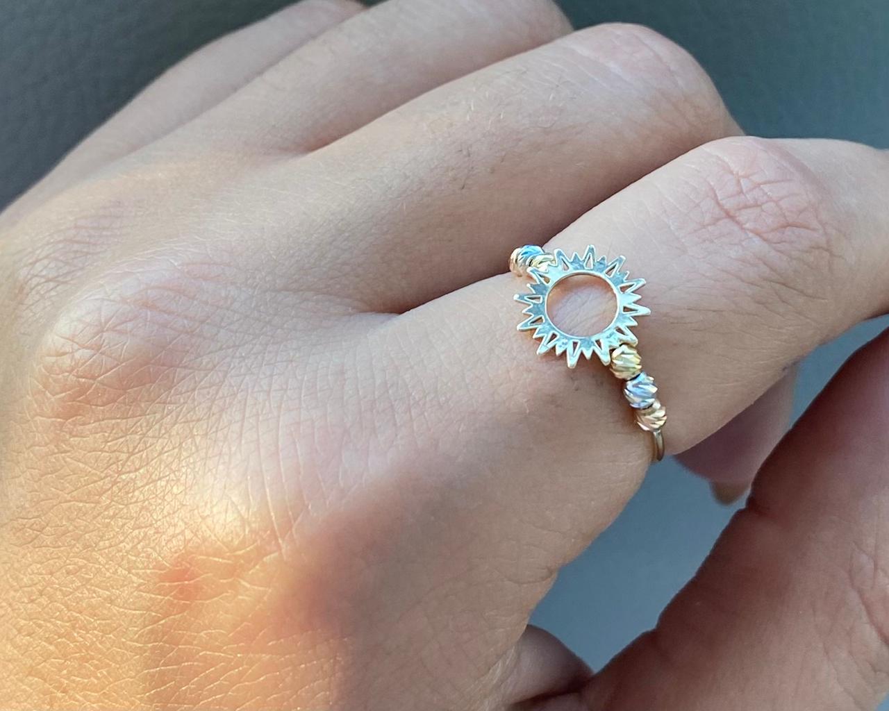 Simple Rings - Simple Gold Rings In Lebanon - Gold Gifts for her In Lebanon