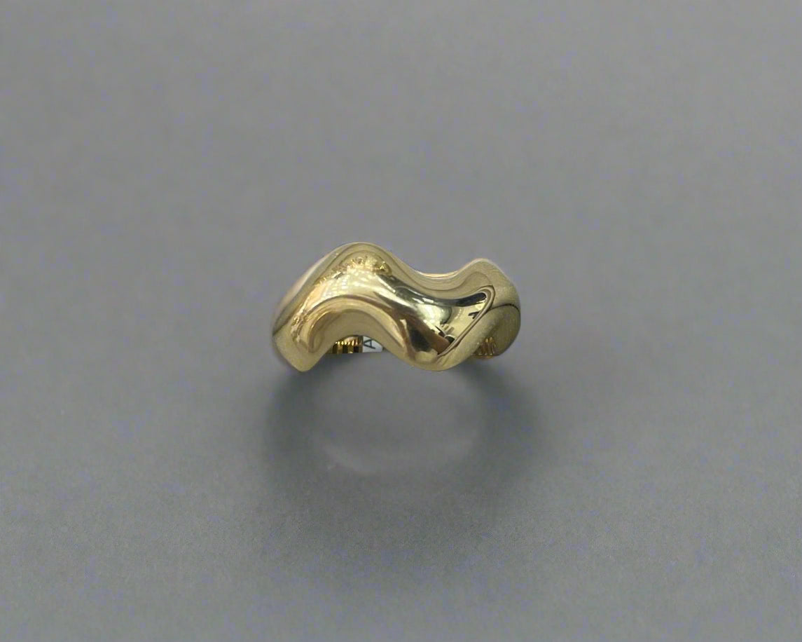 Women Gold Rings | 50% off diamonds Saleh Jewelry, 18k gold Zouk branch Saleh Jewelry, bridal gold summer 2025 Lebanon