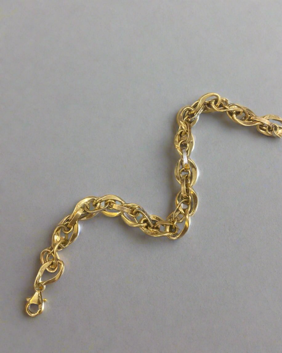 Heavy Bracelet - 18kt Gold Bracelets In Lebanon - 18kt Gifts In Lebanon