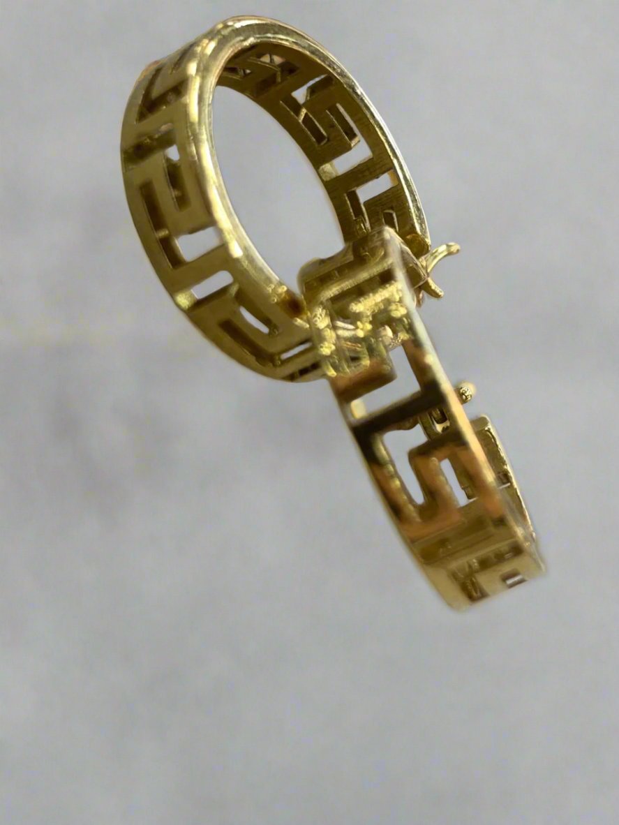 hoops earrings - Gold valentine gifts For Women In Lebanon - gold shops in Kaslik, Jounieh