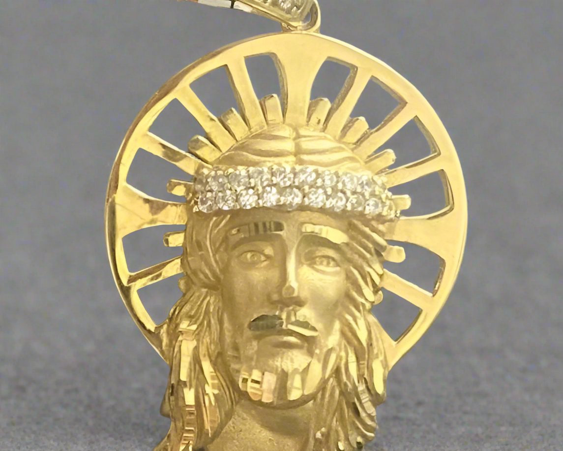 Religious Gold Pendant In Lebanon - Gold Gifts In Lebanon