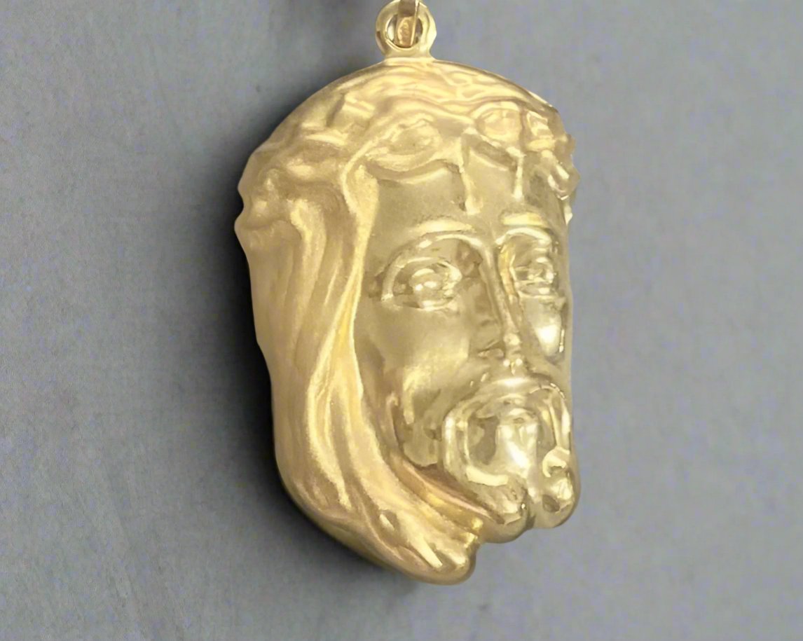 Religious Gold Pendant In Lebanon - Gold Gifts In Lebanon
