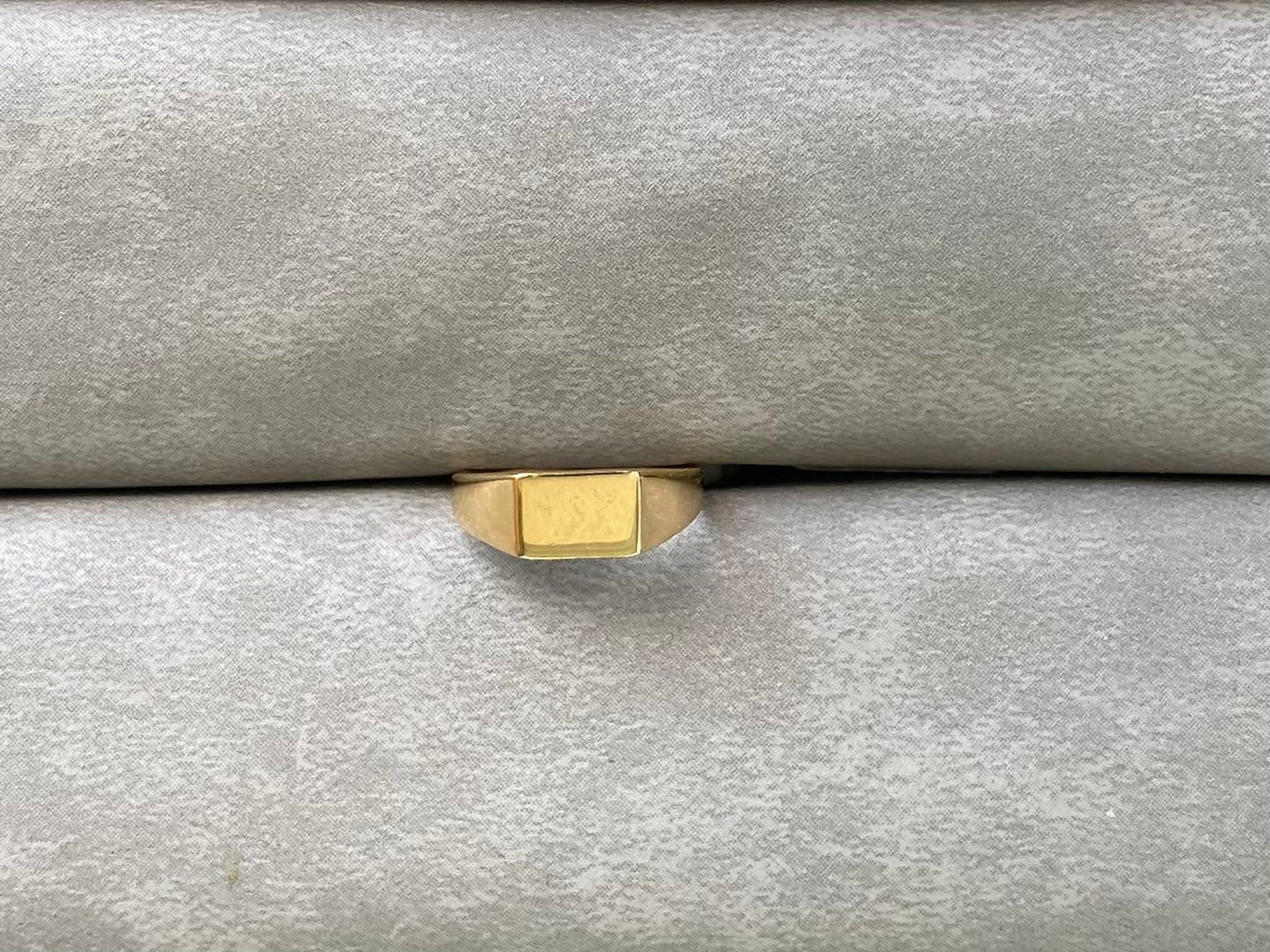 Pinky Rings - Gold Pinky Rings In Lebanon - Gold Gifts In Lebanon