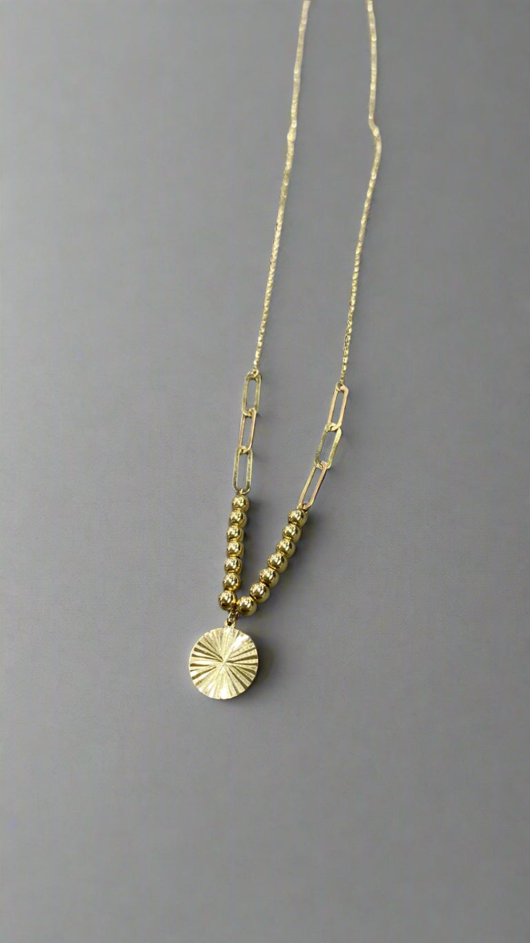 Simple Necklace | 50% off diamonds Saleh Jewelry, 18k gold Zouk branch Saleh Jewelry, bridal gold summer 2025 Lebanon