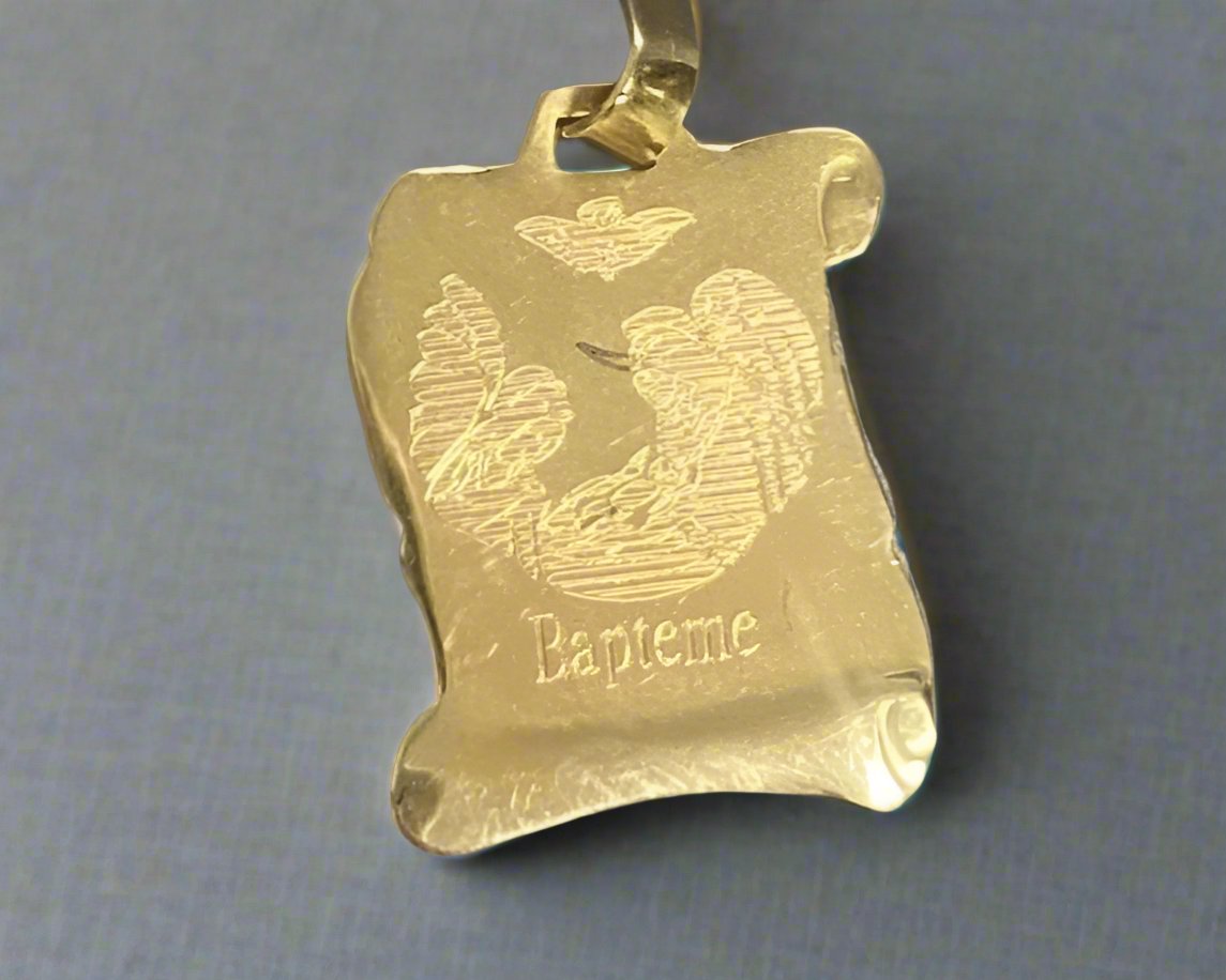 Religious Gold Pendant In Lebanon - Gold Gifts In Lebanon