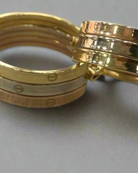 Hoops earrings - Gold valentine gifts For Women In Lebanon - gold shops in Kaslik, Jounieh