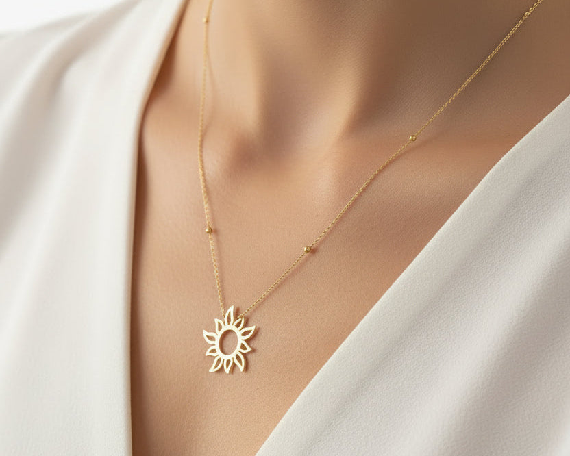 simple necklace | 50% off diamonds Saleh Jewelry, 18k gold Zouk branch Saleh Jewelry, trendy gold bracelets for summer