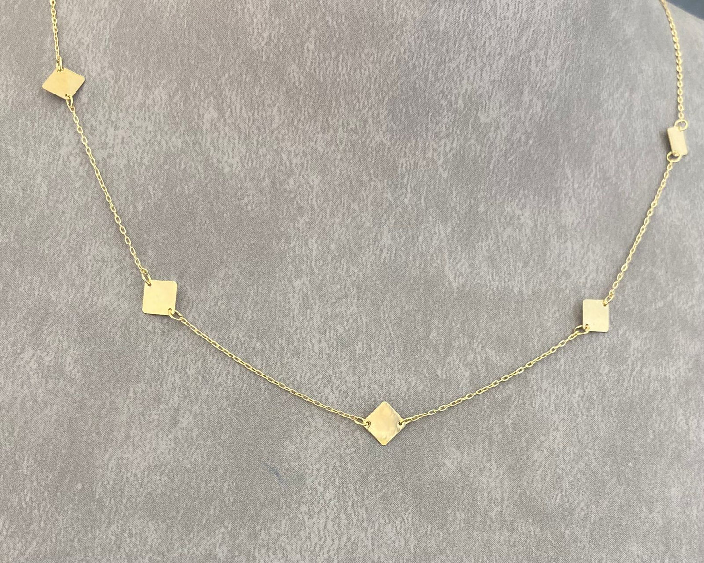 Women Chockers - Women Gold Chockers In Lebanon - Gold Gifts for her In Lebanon