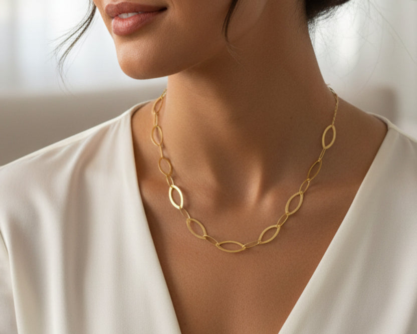 Simple Necklace - Valentine gift for wife In Lebanon - Gold Gifts In Lebanon