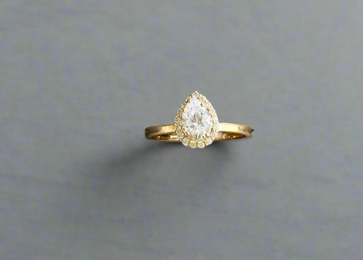 Rubby Rings - 18k Christmas gifts in Lebanon
