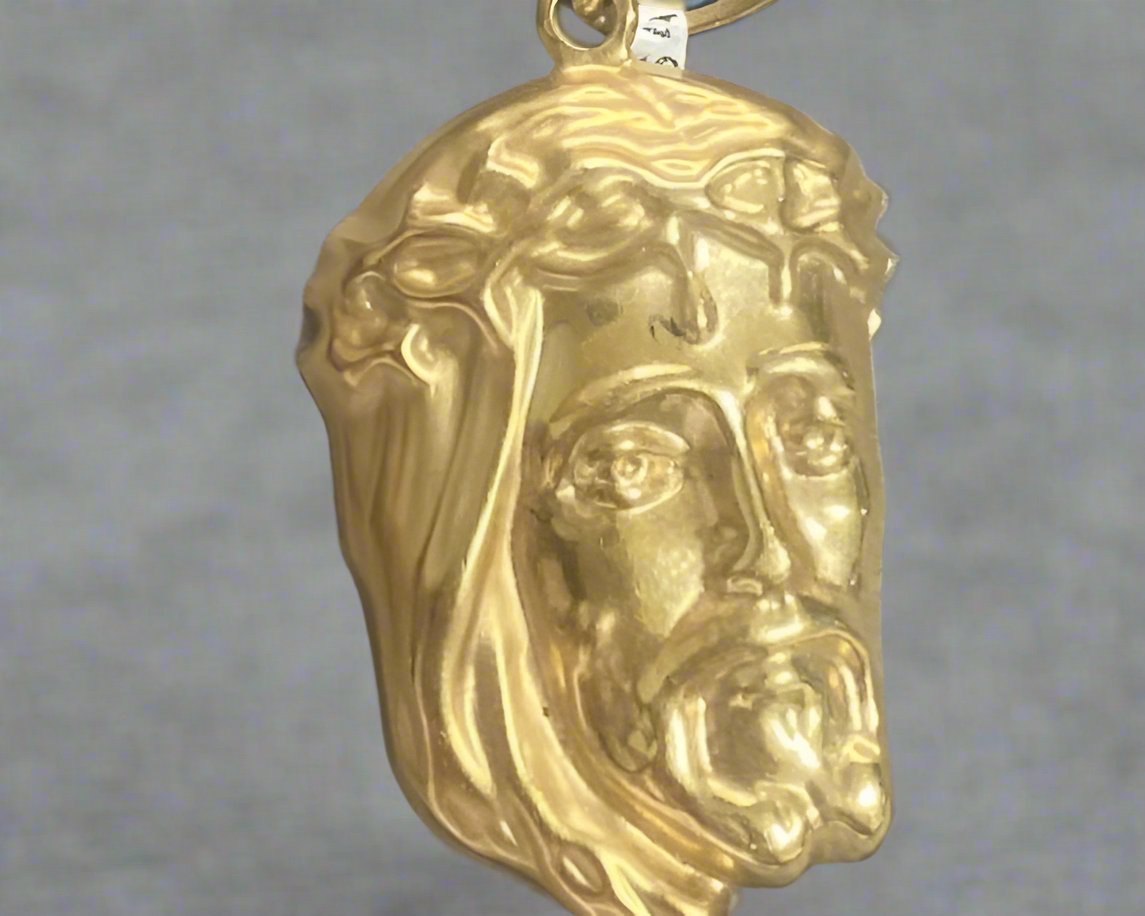 Religious Gold Pendant In Lebanon - Gold Gifts In Lebanon