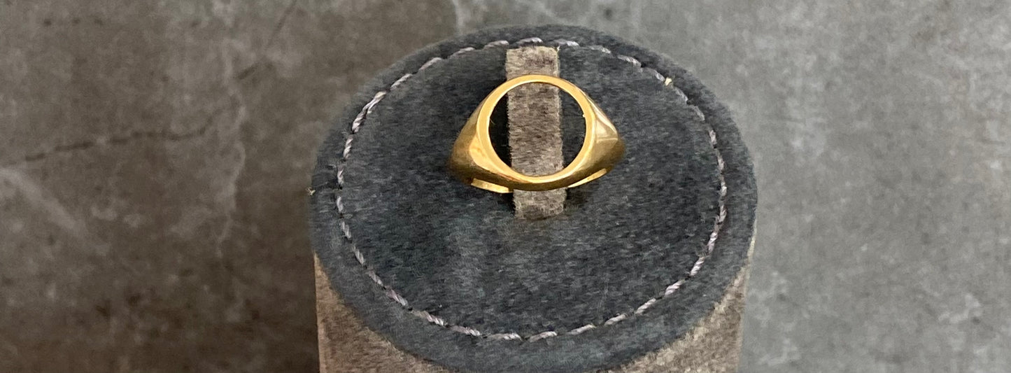 Gold Pinky Ring Lebanon - 18kt Gold Jbeil - Jewelry Store Near me in Lebanon