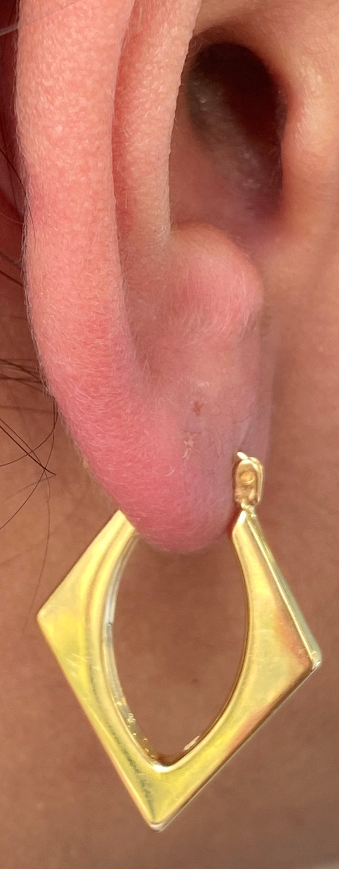 Women Earing - Affordable 18kt Earrings in Lebanon