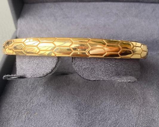 Gold Bangles - Pure Gold Jewelry in Lebanon