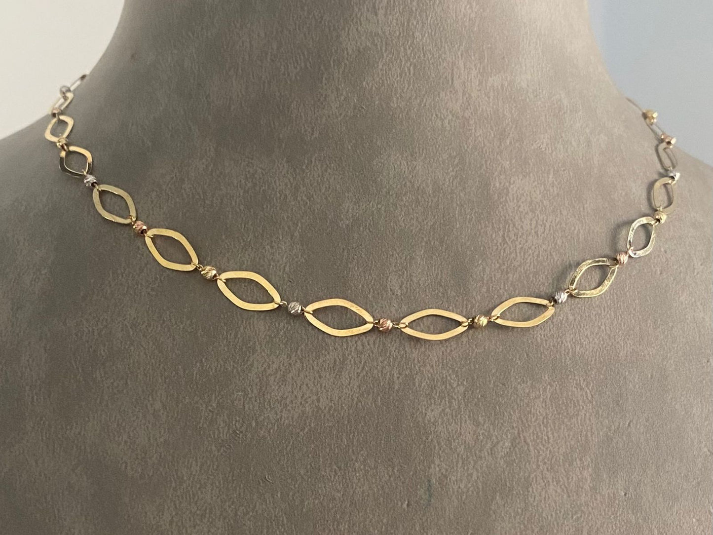 Simple Necklace  - Gold Women Necklace In Lebanon - Gold Gifts In Lebanon