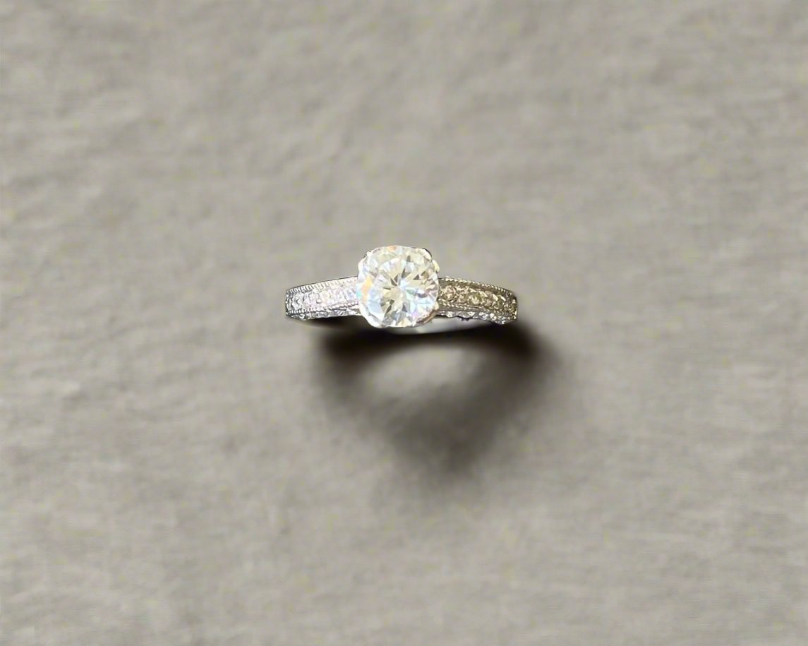 Engagment Rings - Engagement Jewelry In Lebanon- Gold Rings For Her In Lebanon