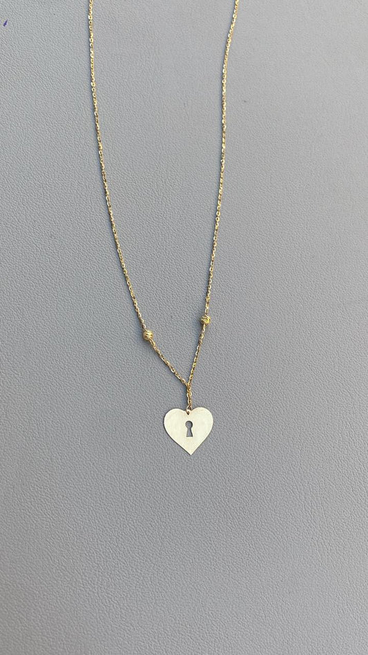simple necklace