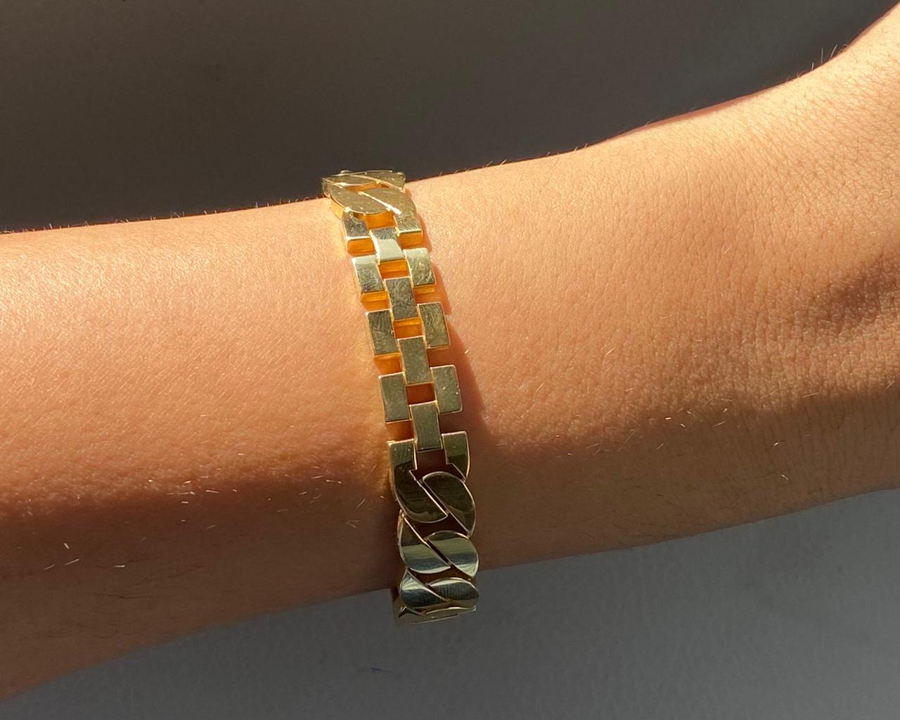 Gold Bangles - Pure Gold Jewelry in Lebanon