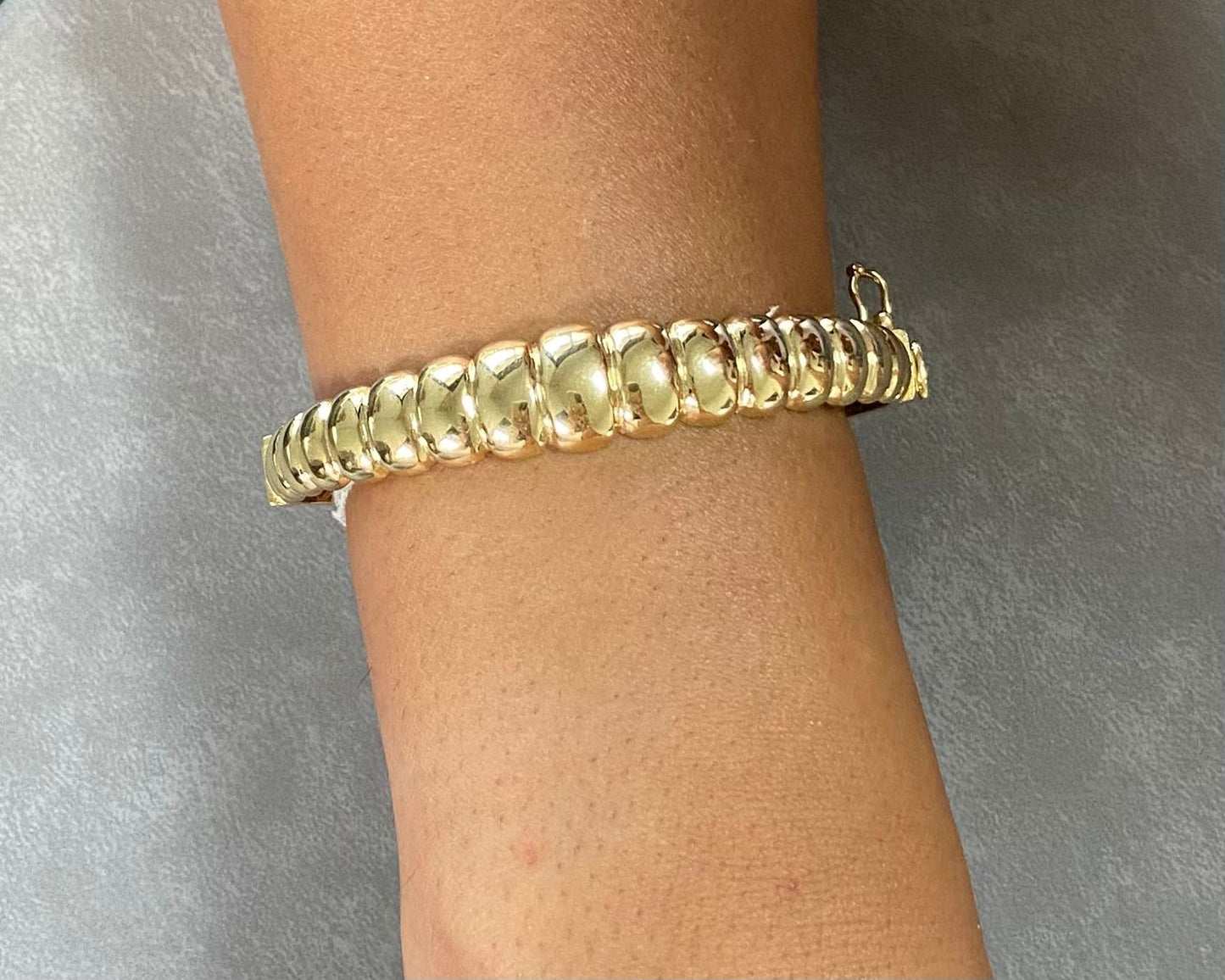 Gold Bangles - Pure Gold Jewelry in Lebanon