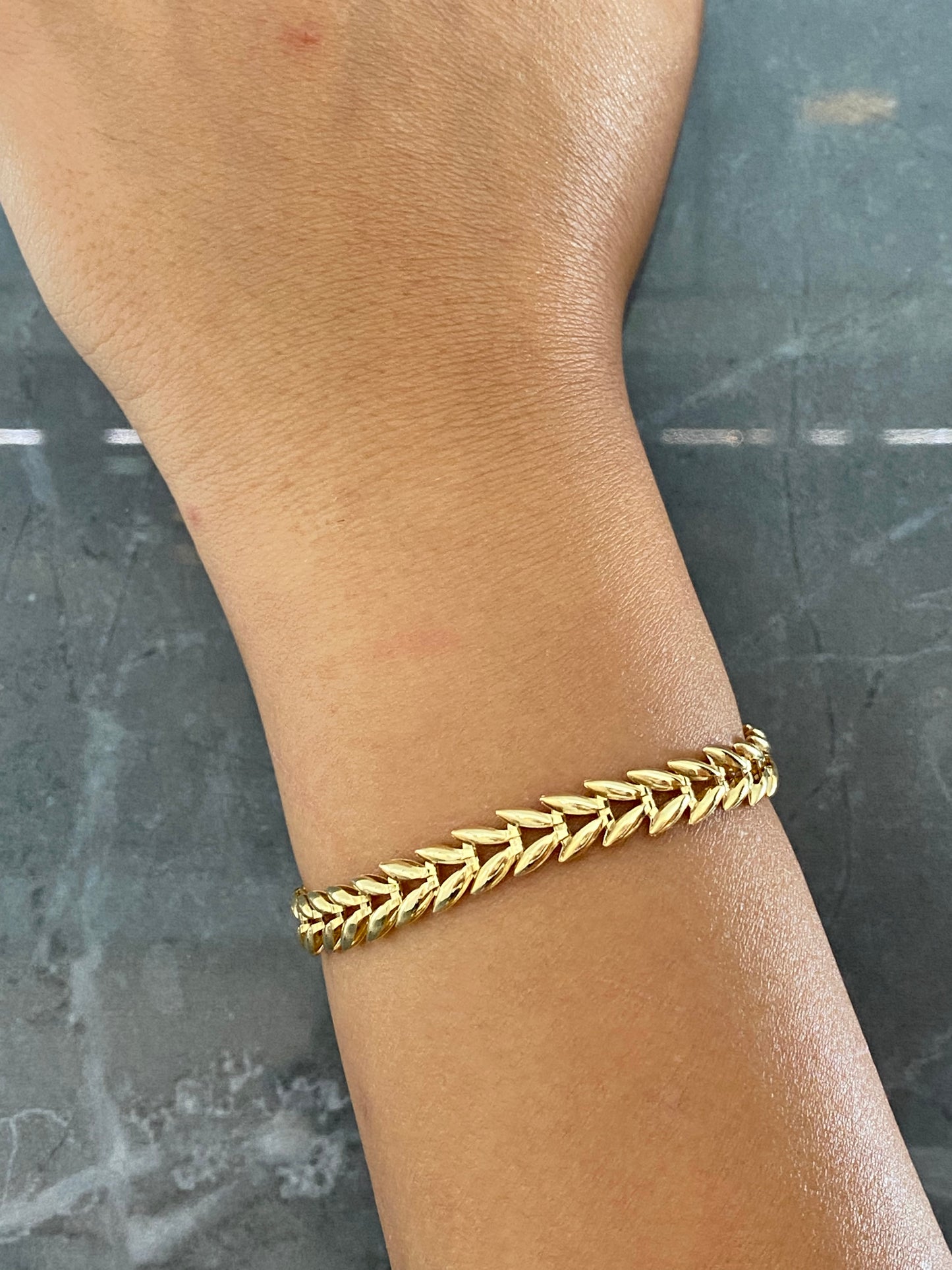 Women Bracelet - Women Gold Bracelet In Lebanon - Gold Gifts for her In Lebanon