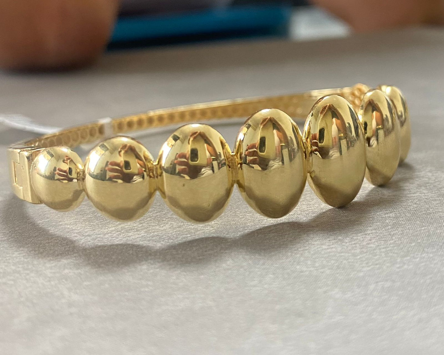 Gold Bangles - Pure Gold Jewelry in Lebanon