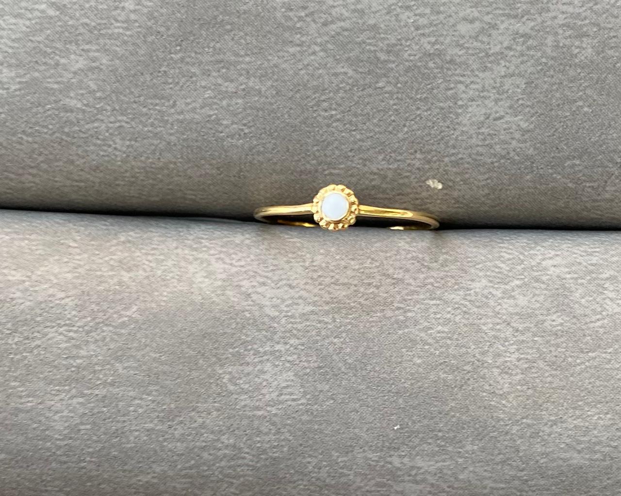 Simple Rings - Simple Gold Rings In Lebanon - Gold Gifts for her In Lebanon