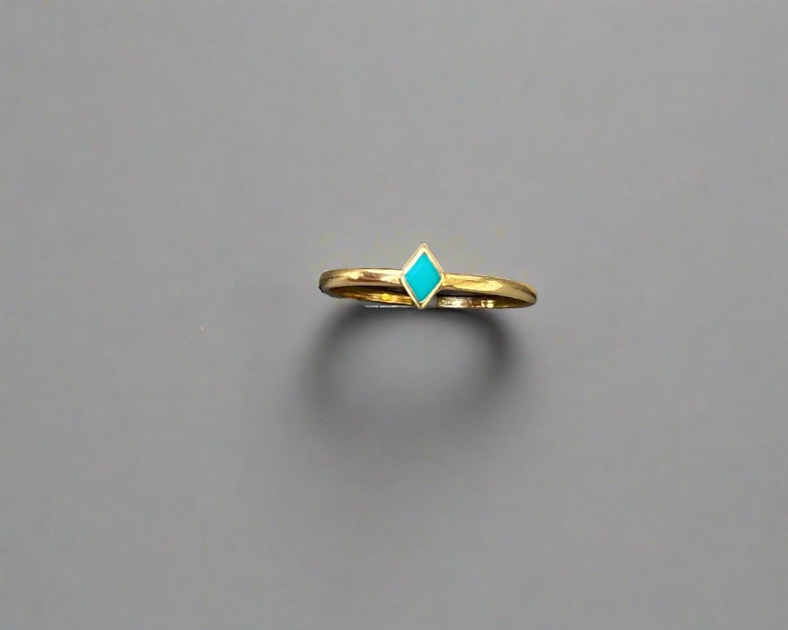 Simple Rings - Simple Gold Rings In Lebanon - Gold Gifts for her In Lebanon