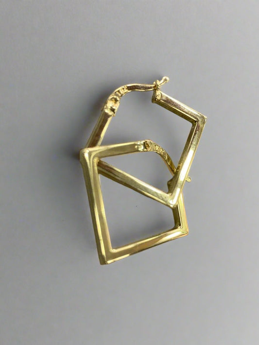 HOOPS EARRING - Gold valentine gifts For Women In Lebanon - gold shops in Metn