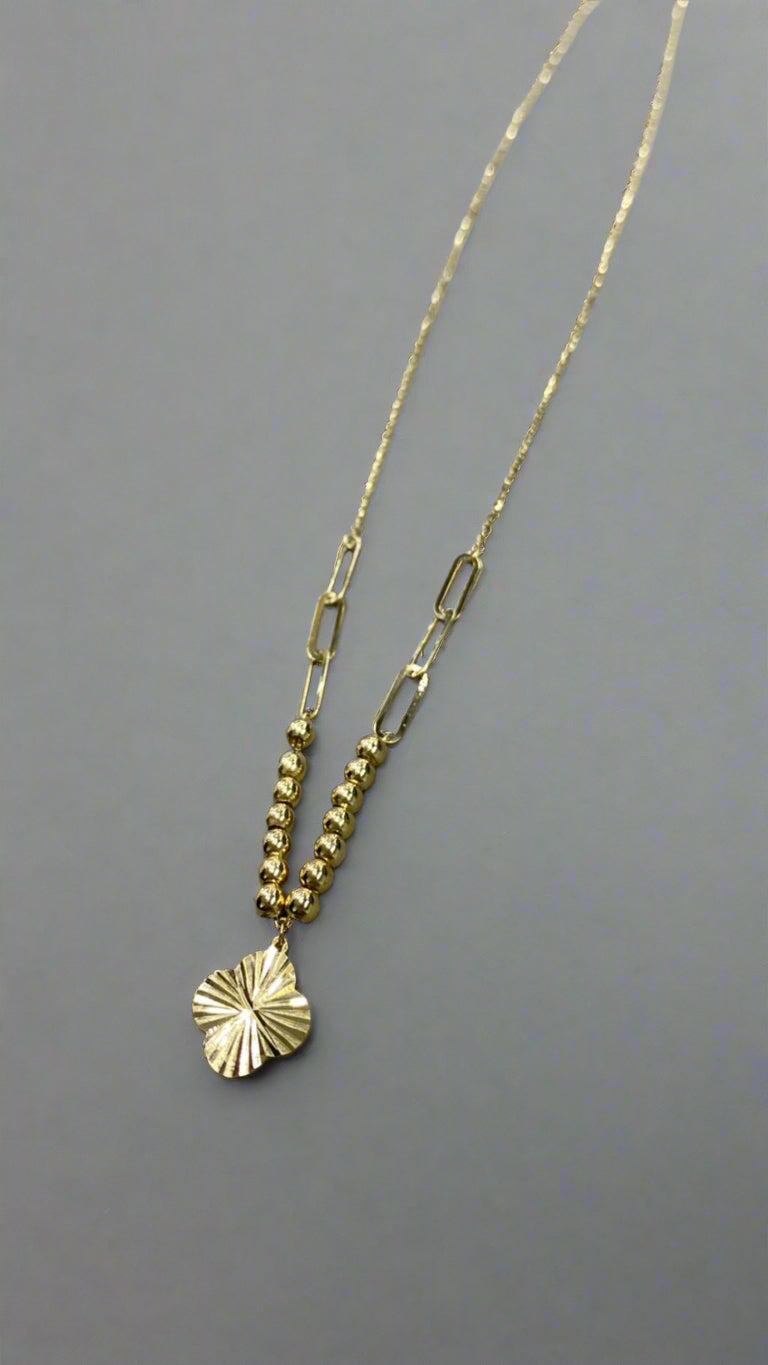 Simple necklace