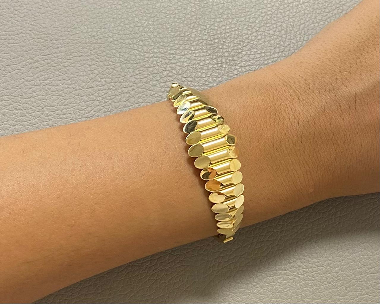 Gold Bangles - Pure Gold Jewelry in Lebanon