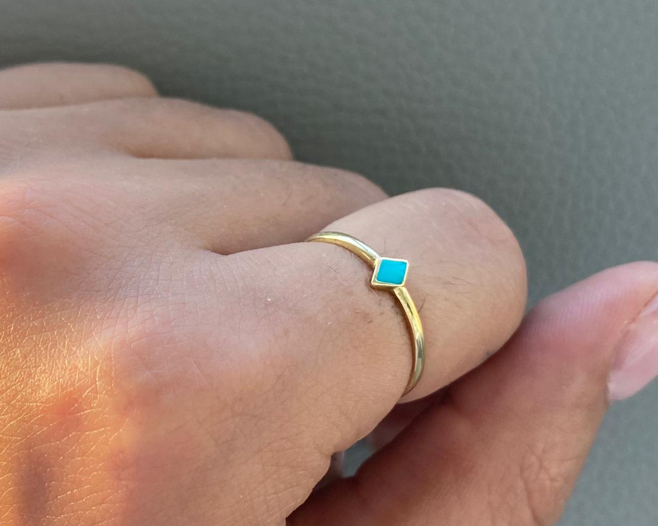 Simple Rings - Simple Gold Rings In Lebanon - Gold Gifts for her In Lebanon