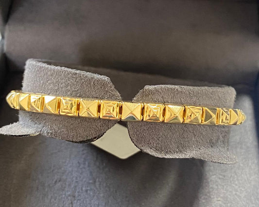 Gold Bangles - Pure Gold Jewelry in Lebanon