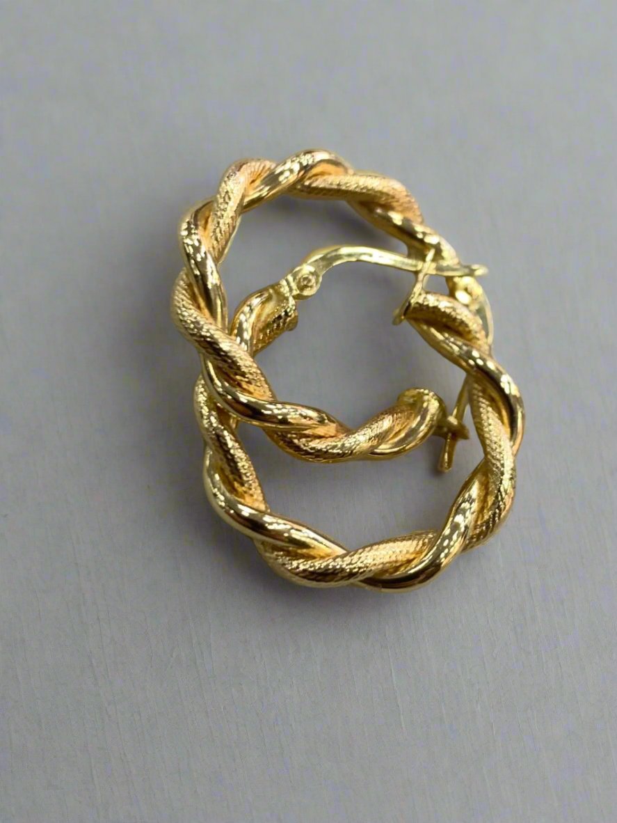 HOOPS EARRINGS - Gold valentine gifts For Women In Lebanon - gold shops in Kaslik, Jounieh