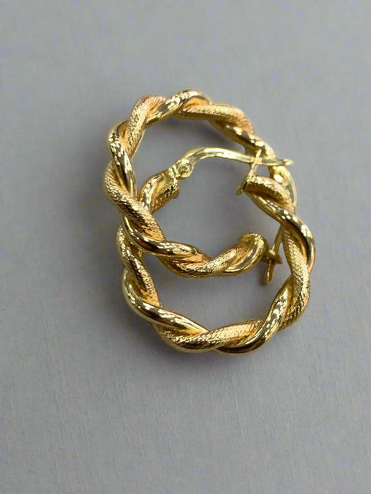 HOOPS EARRINGS - Gold valentine gifts For Women In Lebanon - gold shops in Kaslik, Jounieh